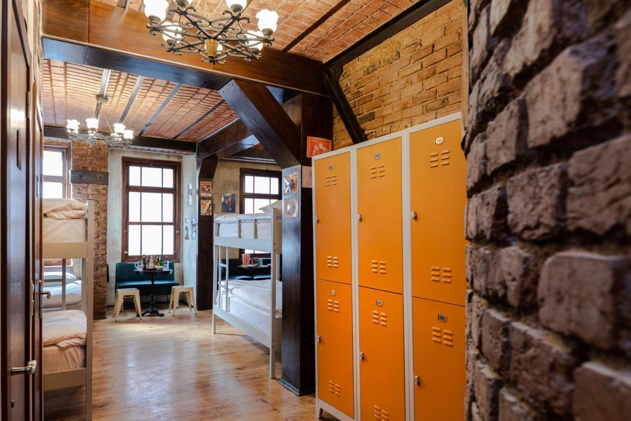 Sanat Taksim Hostel
